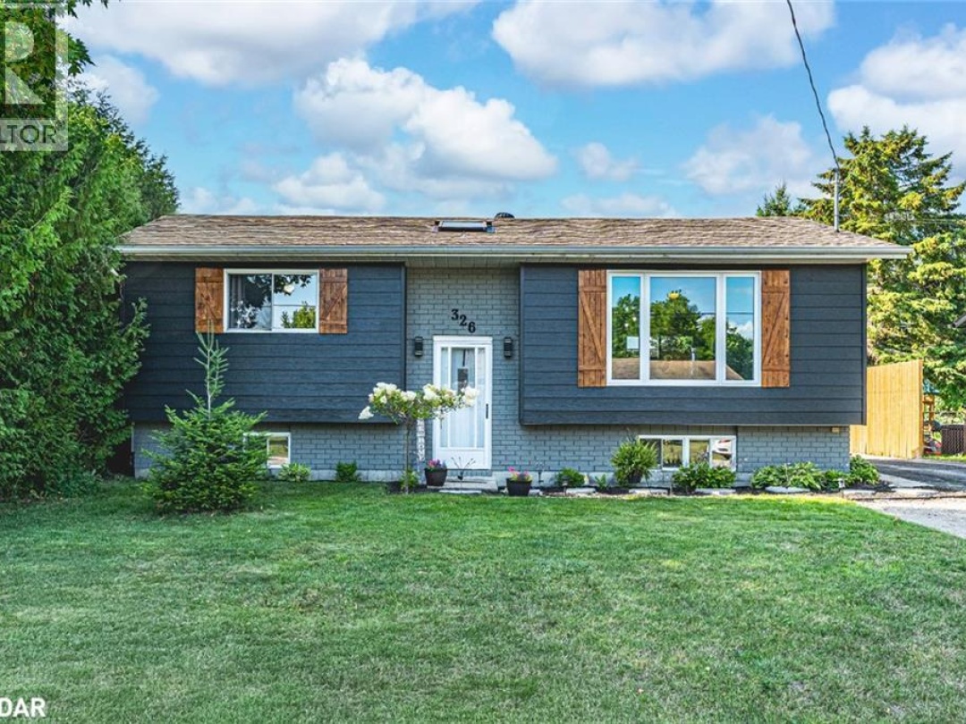 326 MCNICOLL Street, 