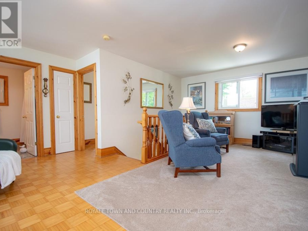 24 GOODMAN ROAD, Balsam Lake