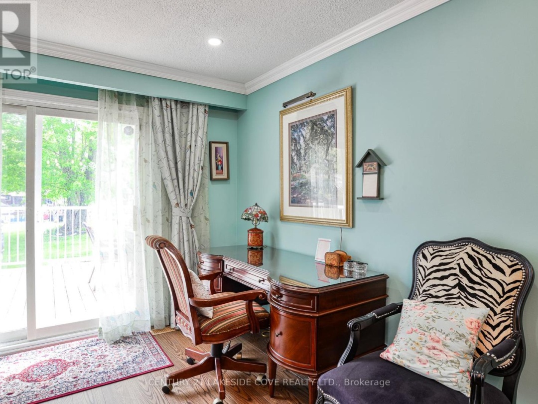 9 PINETREE COURT, 