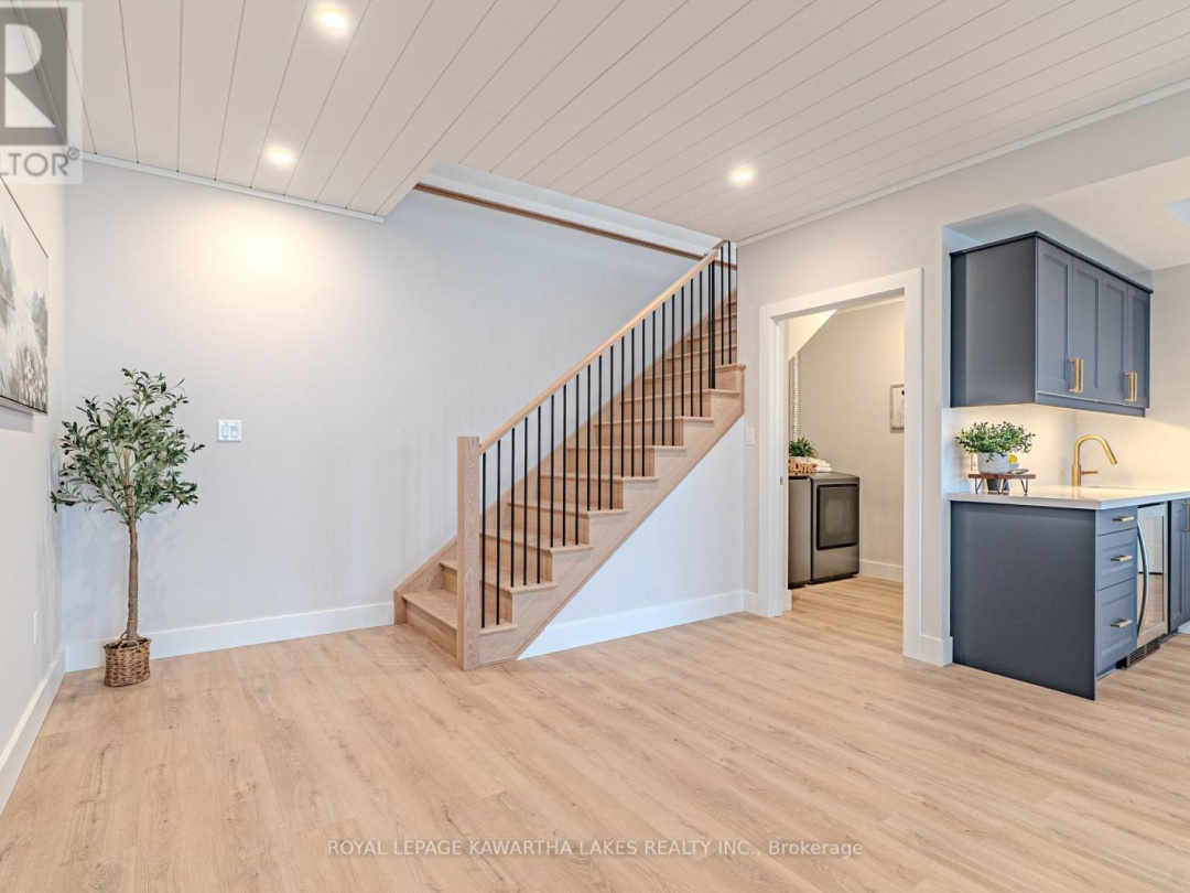 532 LONG BEACH ROAD, Sturgeon Lake