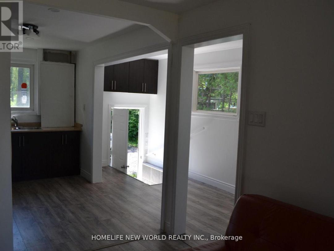 1391 PORTAGE ROAD, Mitchell Lake