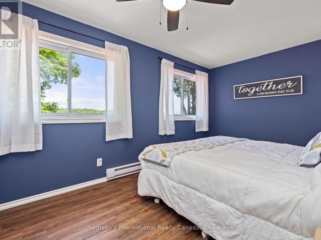 71 B717 ISLAND, Georgian Bay