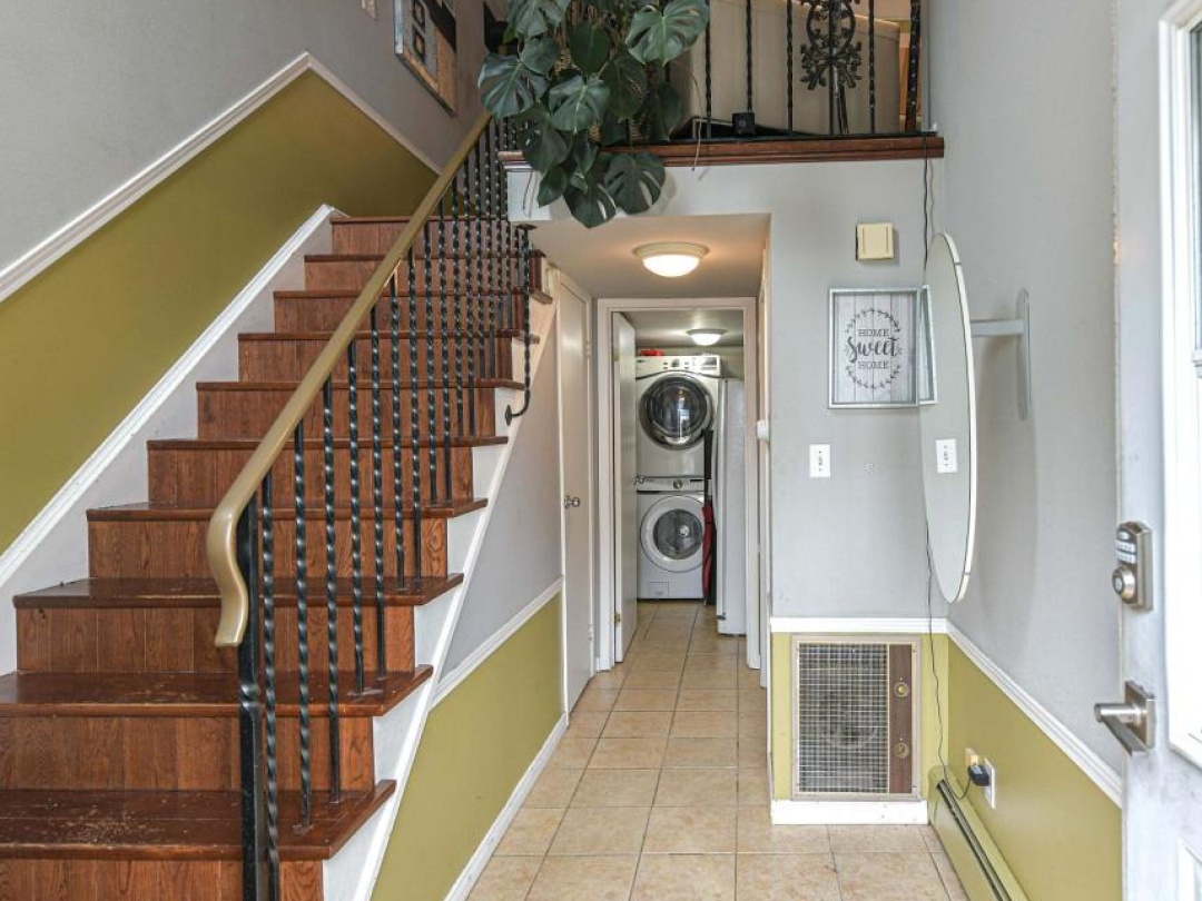 15 - 40 VICTORIA CRESCENT, 