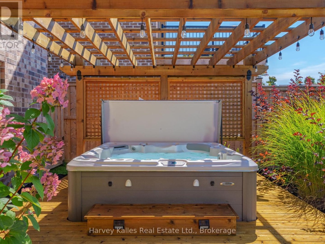 5 BRAESIDE CRESCENT, 