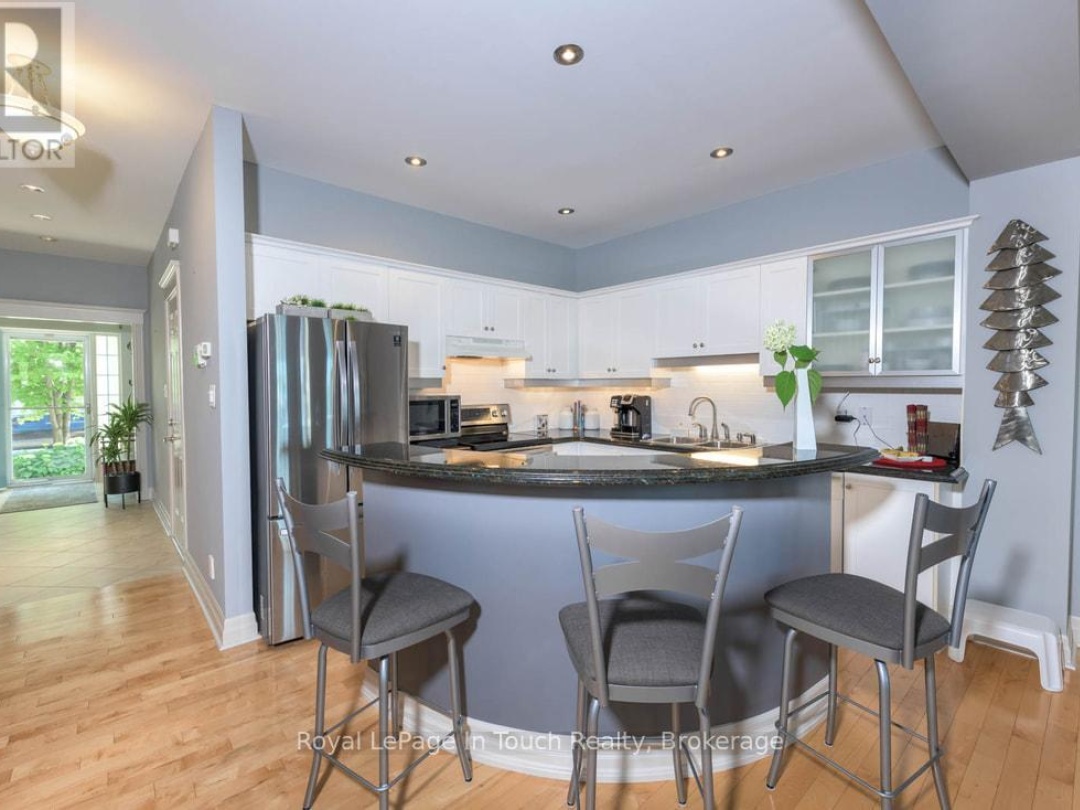 102 WYCLIFFE COVE, Georgian Bay