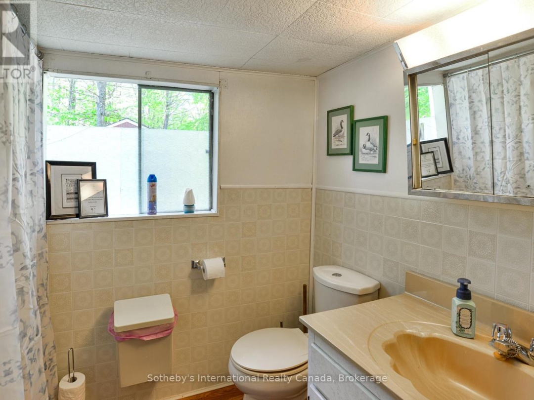 1068 Kahshe Lake Rd S, Gravenhurst (Morrison)
