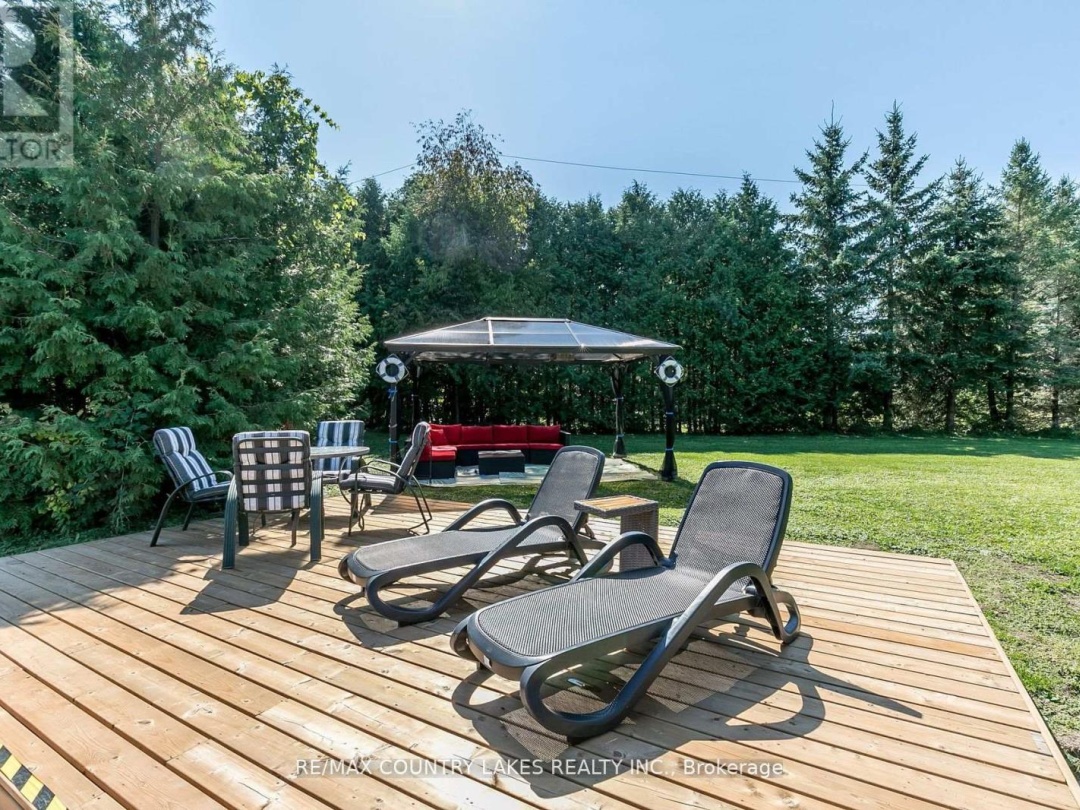 47 LAKE AVENUE, Lake Simcoe