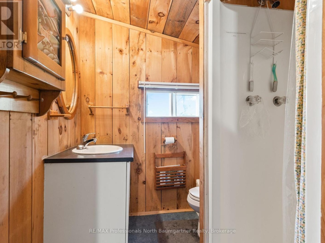 1056 KODIAK TRAIL, 