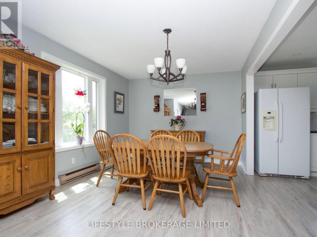133 ROBMAR CRESCENT, Kawartha Lakes (Manilla)