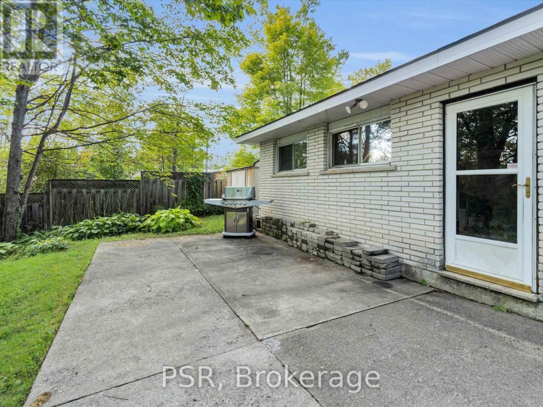 1016 KAHSHE LAKE ROAD S, 