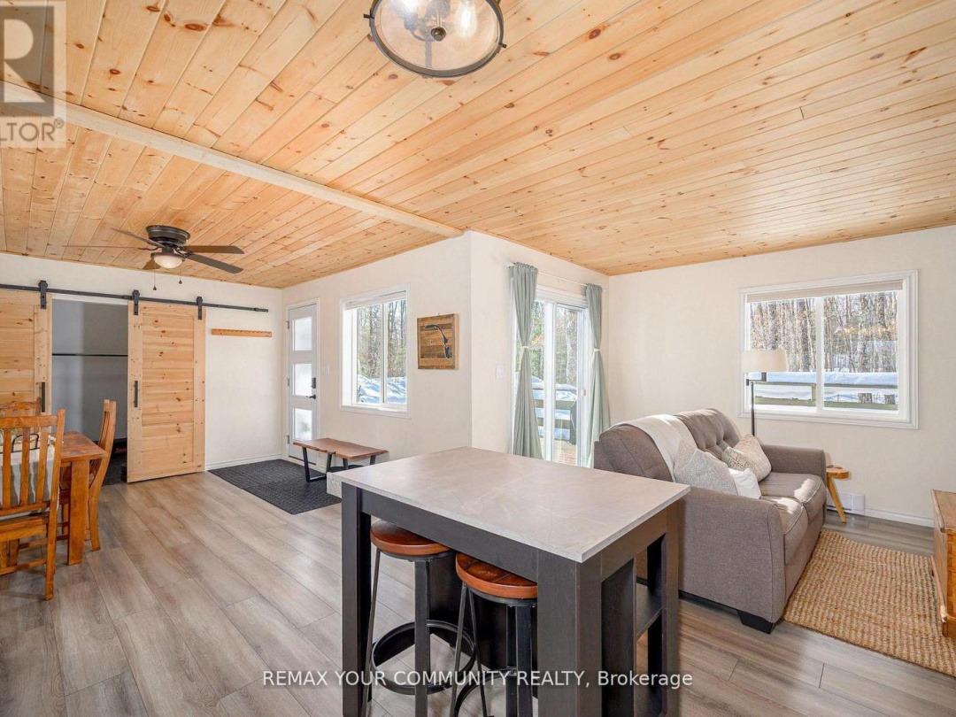 1534 SALERNO LAKE ROAD, Highlands East (Glamorgan)