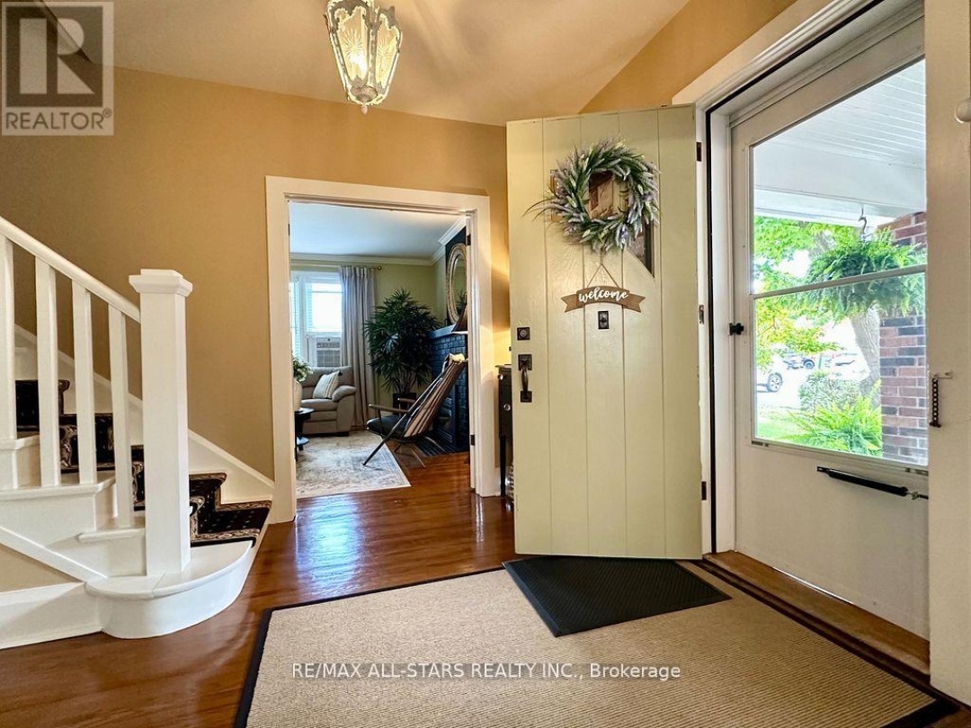 18 JOSEPH STREET, Kawartha Lakes (Bobcaygeon)