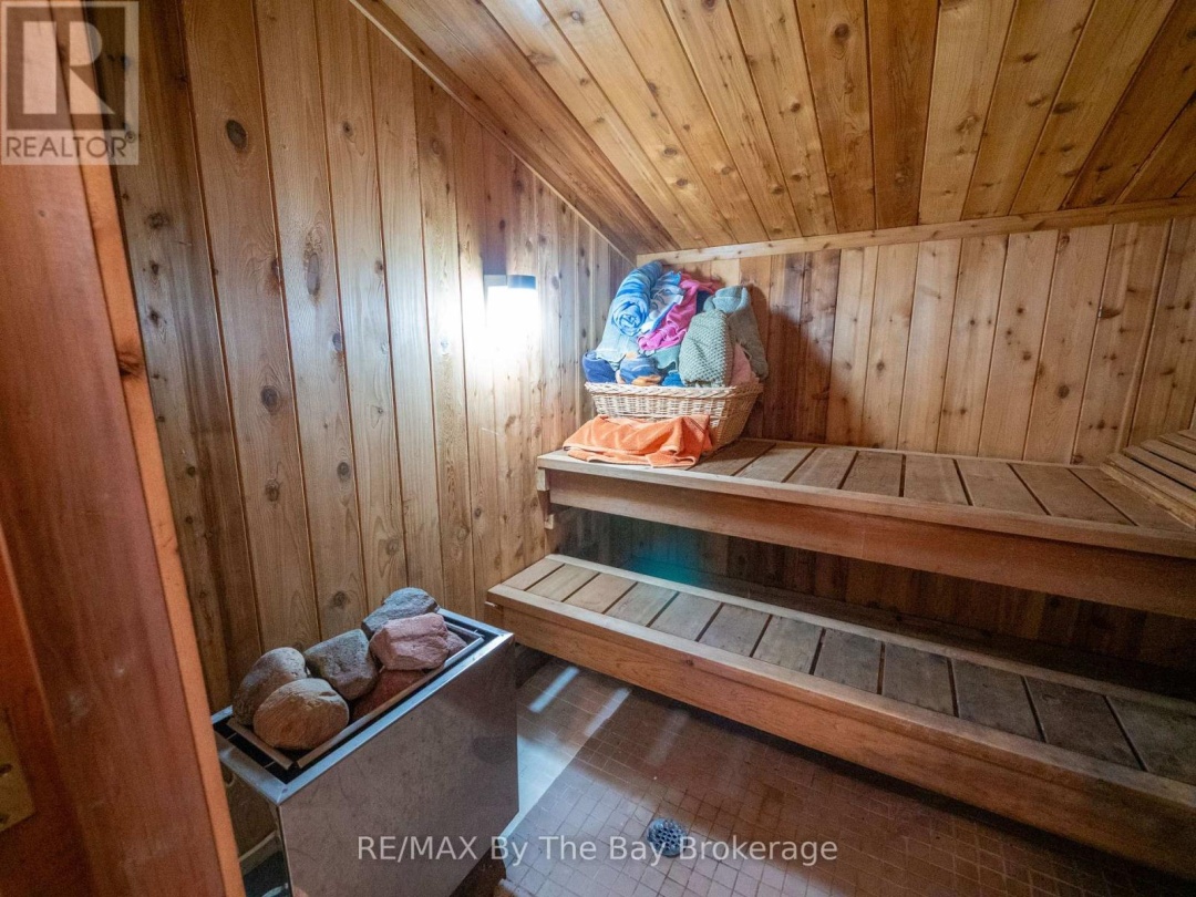 116 ISLAND 150/ BROSSEAU ISLAND, 