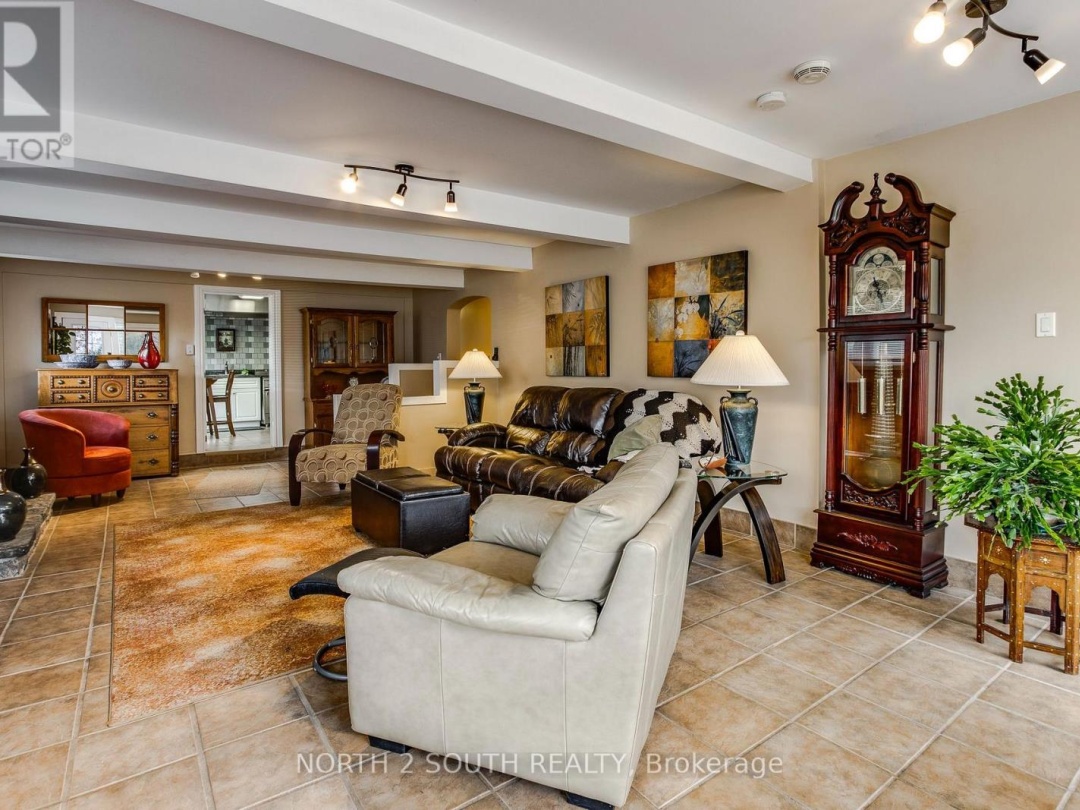 2512 HONEY HARBOUR ROAD, Georgian Bay (Baxter)