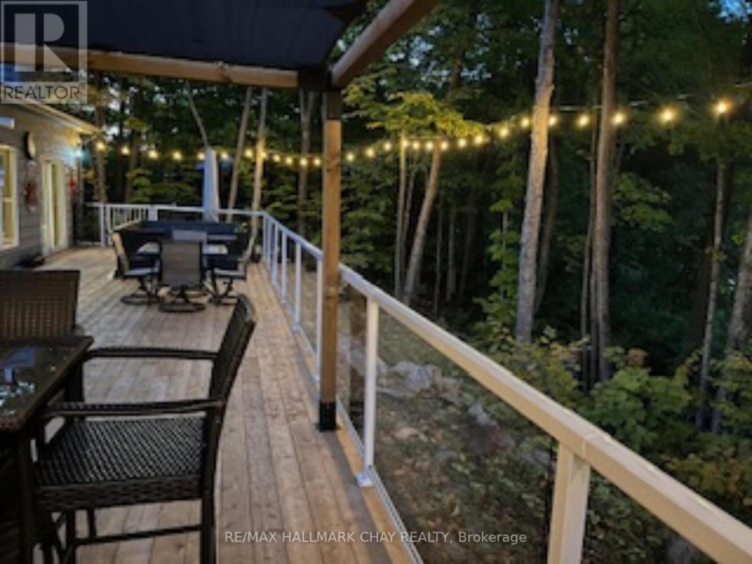 3285 ROCKCLIFFE COURT, Gloucester Pool