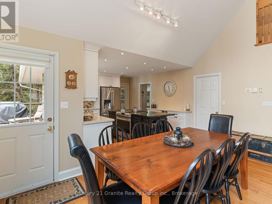 3012 WEST SHORE ROAD, Kennisis Lake