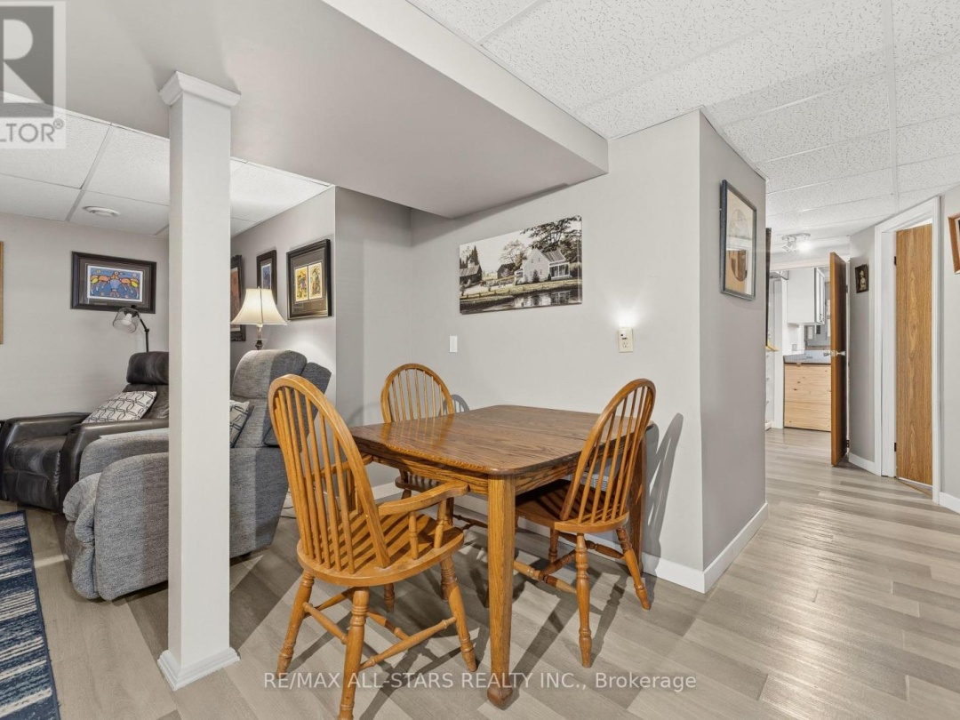 49 KENNEDY DRIVE, Kawartha Lakes (Fenelon Falls)