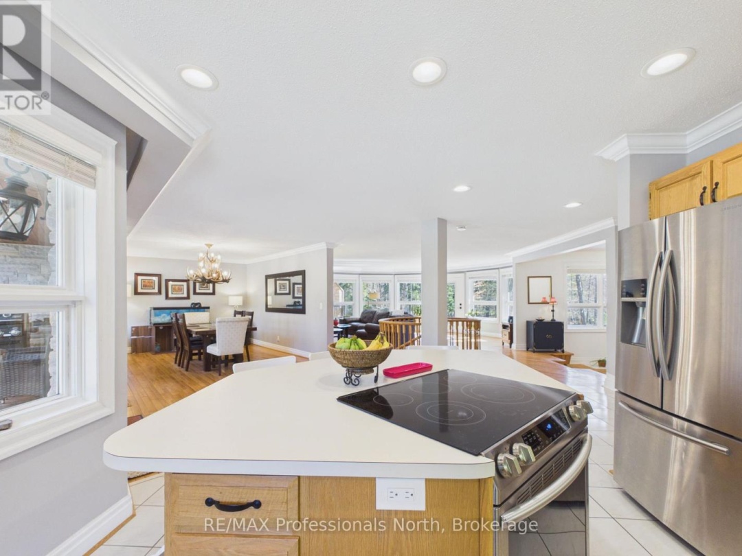 1196 RAVENSCLIFFE ROAD, Huntsville (Chaffey)