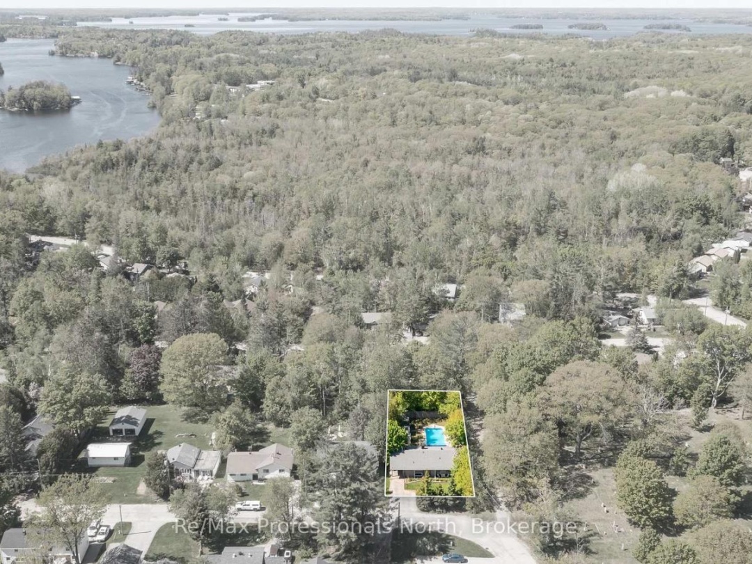 110 FRASER STREET, Gravenhurst (Muskoka (S))