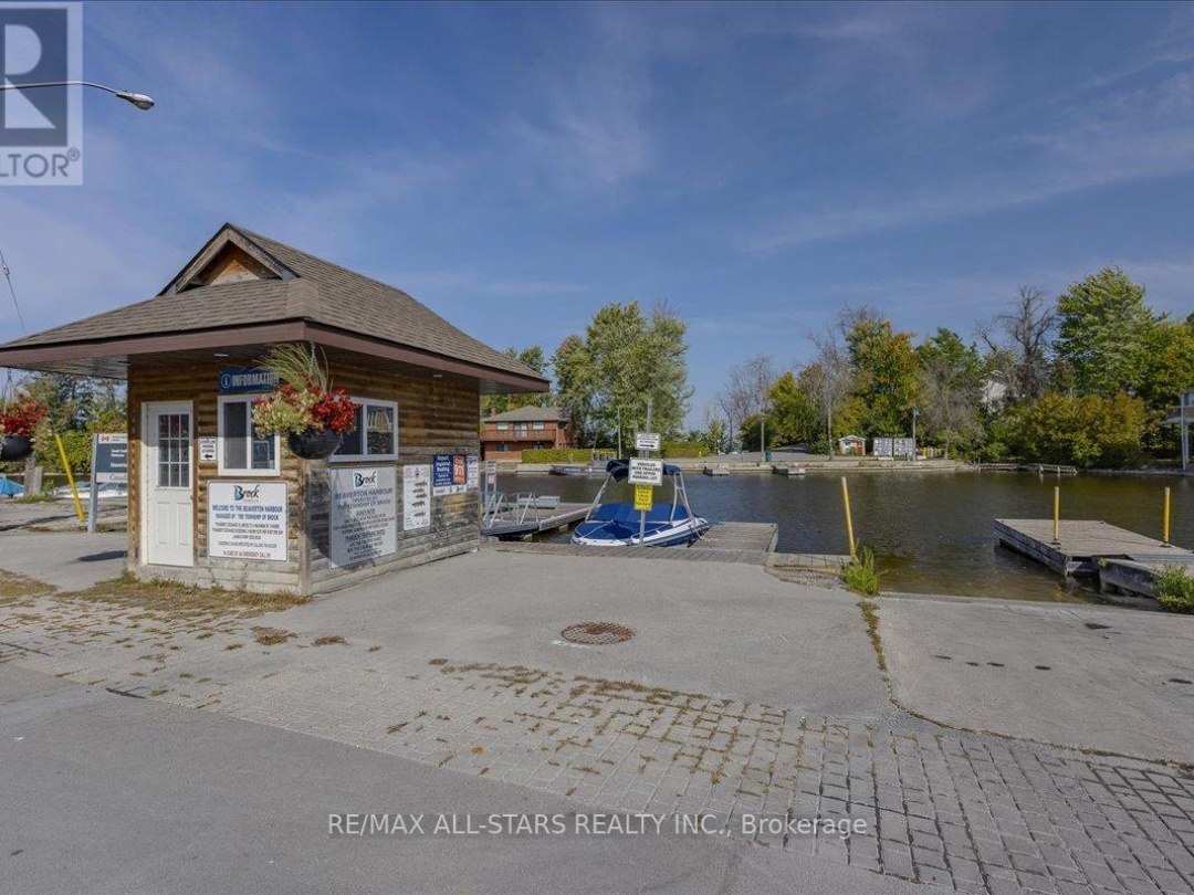 420 CENTRE STREET, Brock (Beaverton)