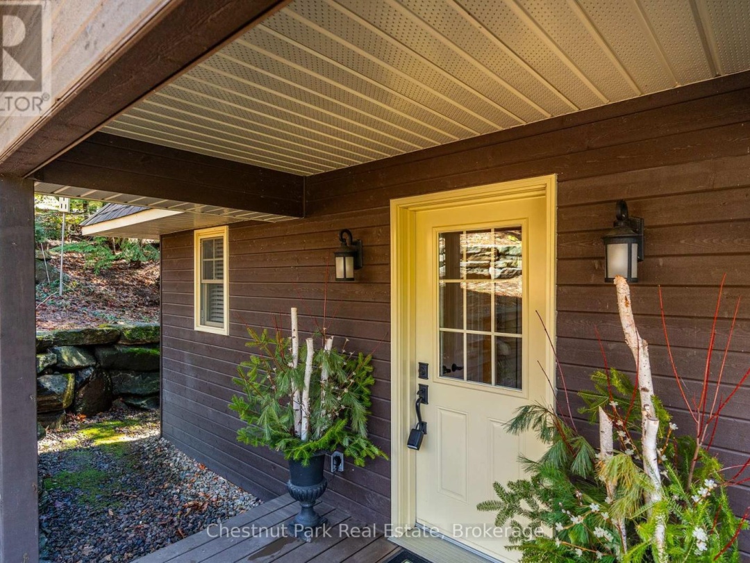 1173 WATTS ROAD, Kennisis Lake