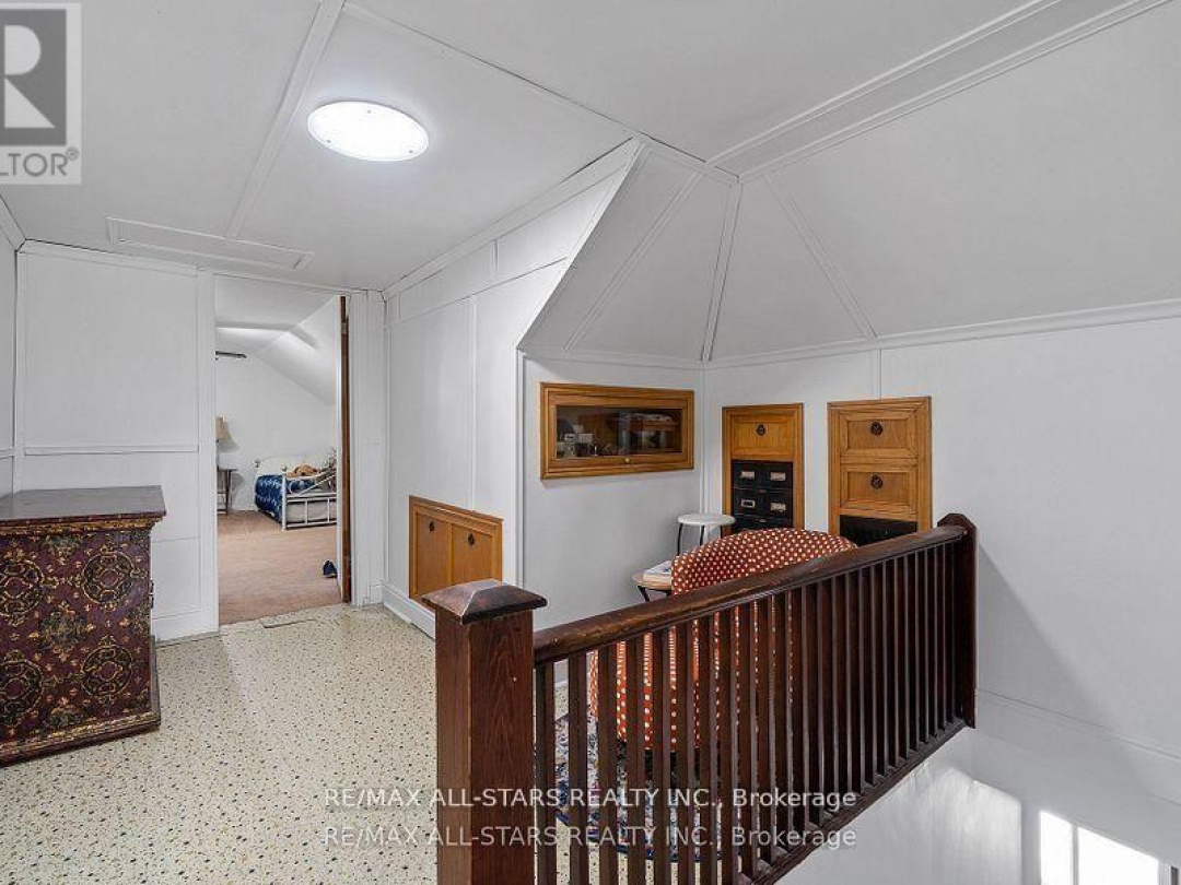61 FRANCIS STREET E, Kawartha Lakes (Fenelon Falls)