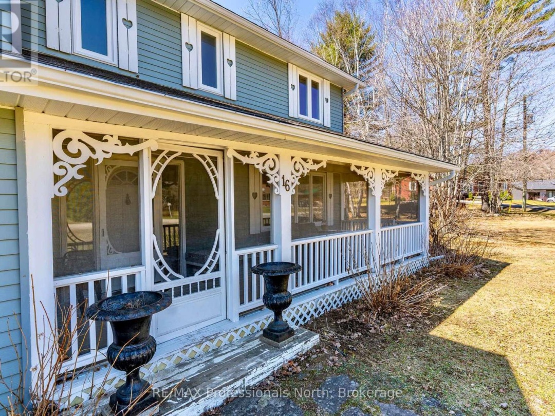 16 HIGHLAND GATE BOULEVARD, Minden Hills (Anson)