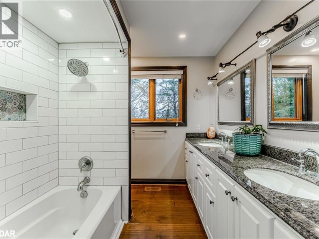 2504 FAIRGROUNDS Road, 