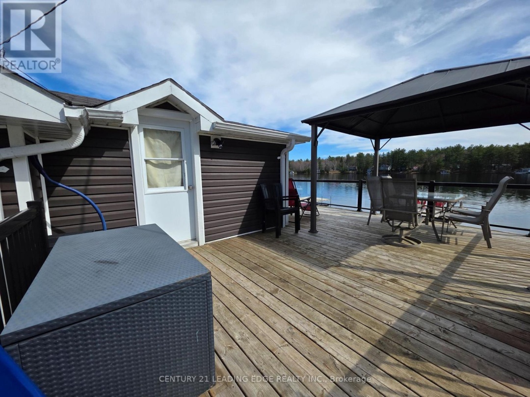24 - 1043 LOBO DRIVE, South Lake
