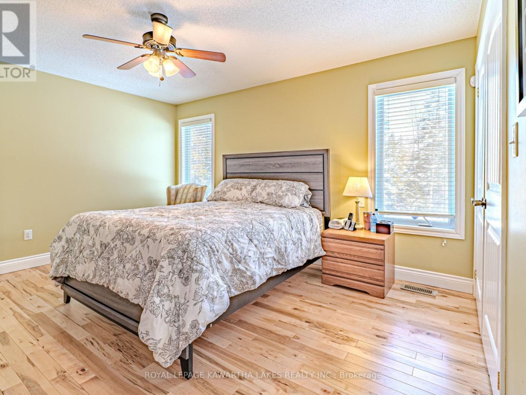 914 COUNTY RD 49, Trent Lakes