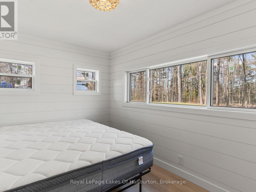 10531 COUNTY ROAD 503, Highlands East (Glamorgan)