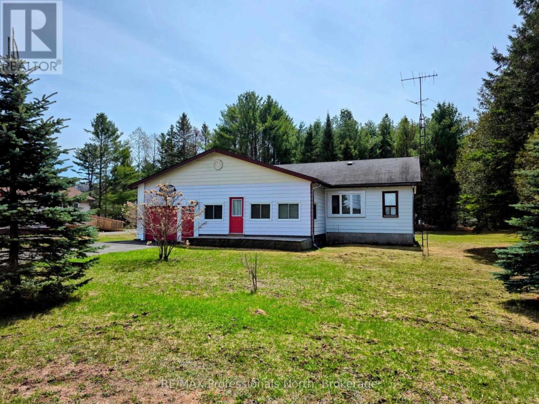 1037 WEST ROAD, Minden Hills (Minden)