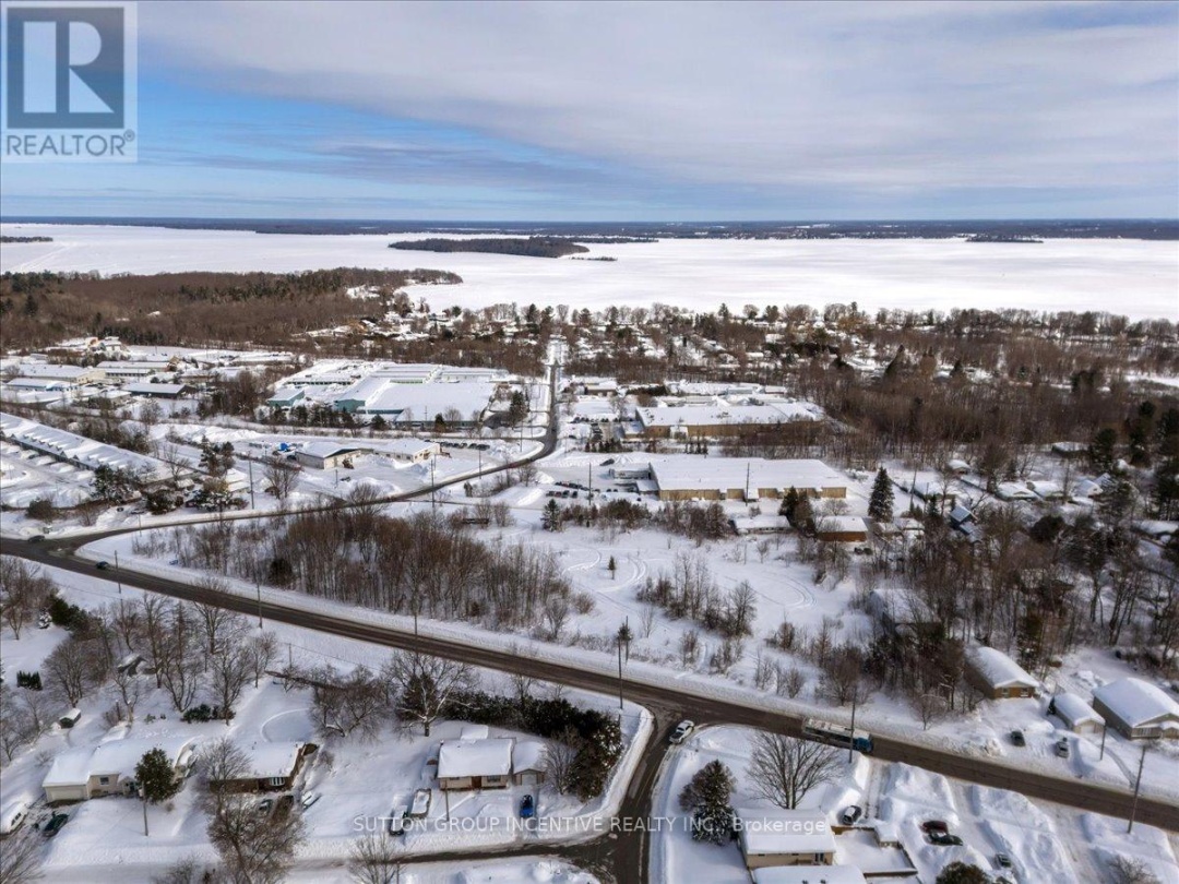 570 LACLIE STREET, Orillia