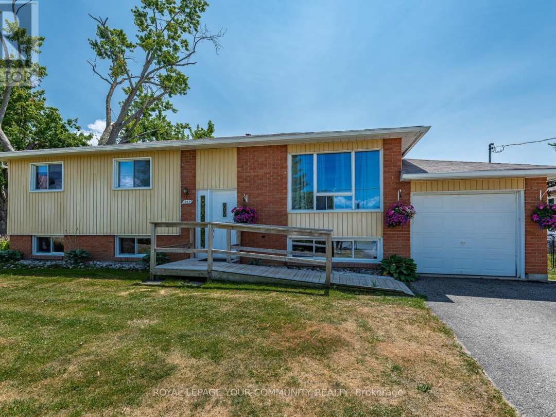 347 LAKELAND CRESCENT, 