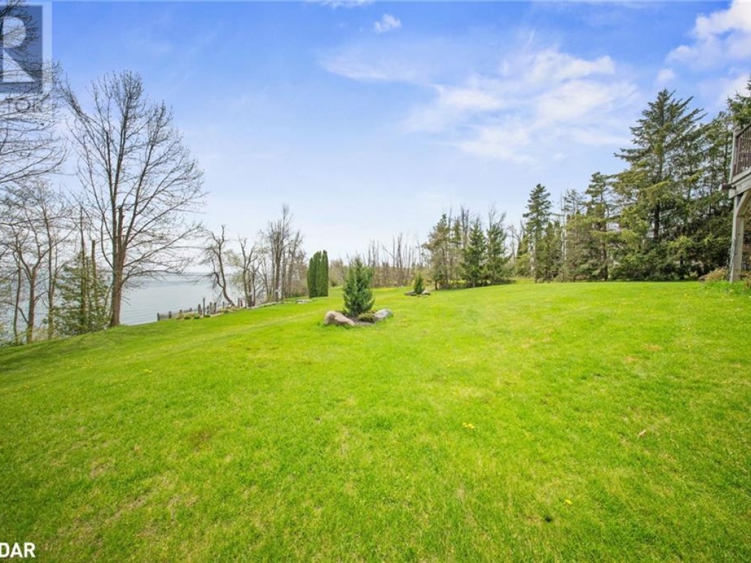 9 BLUERIDGE Crescent, Lake Simcoe