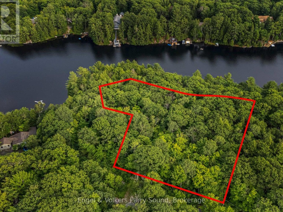 16 GILES ROAD, Otter Lake