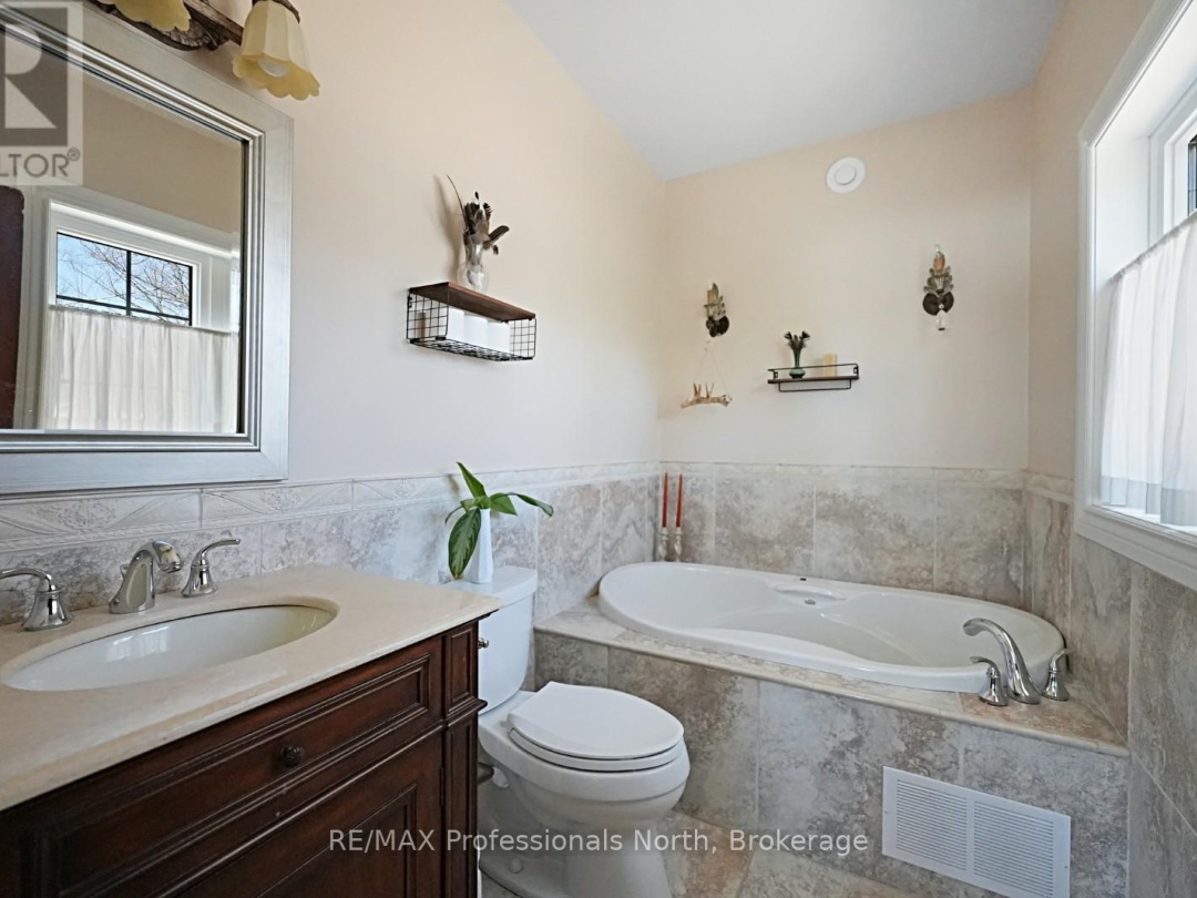 1111 JONES ROAD, Kushog Lake