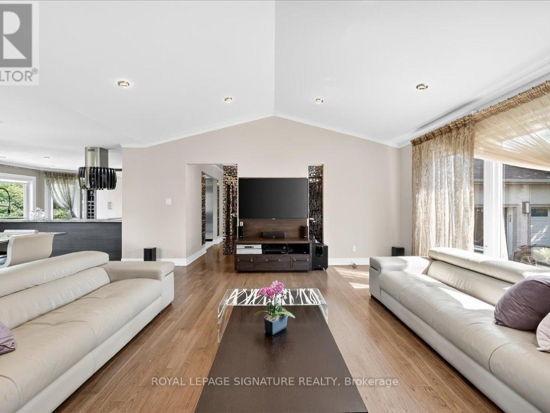 27900 THORAH SIDE ROAD, 