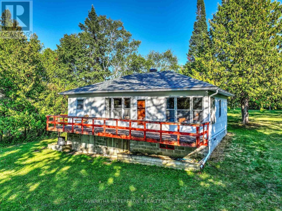 71 REDCAP BEACH LANE, Canal Lake