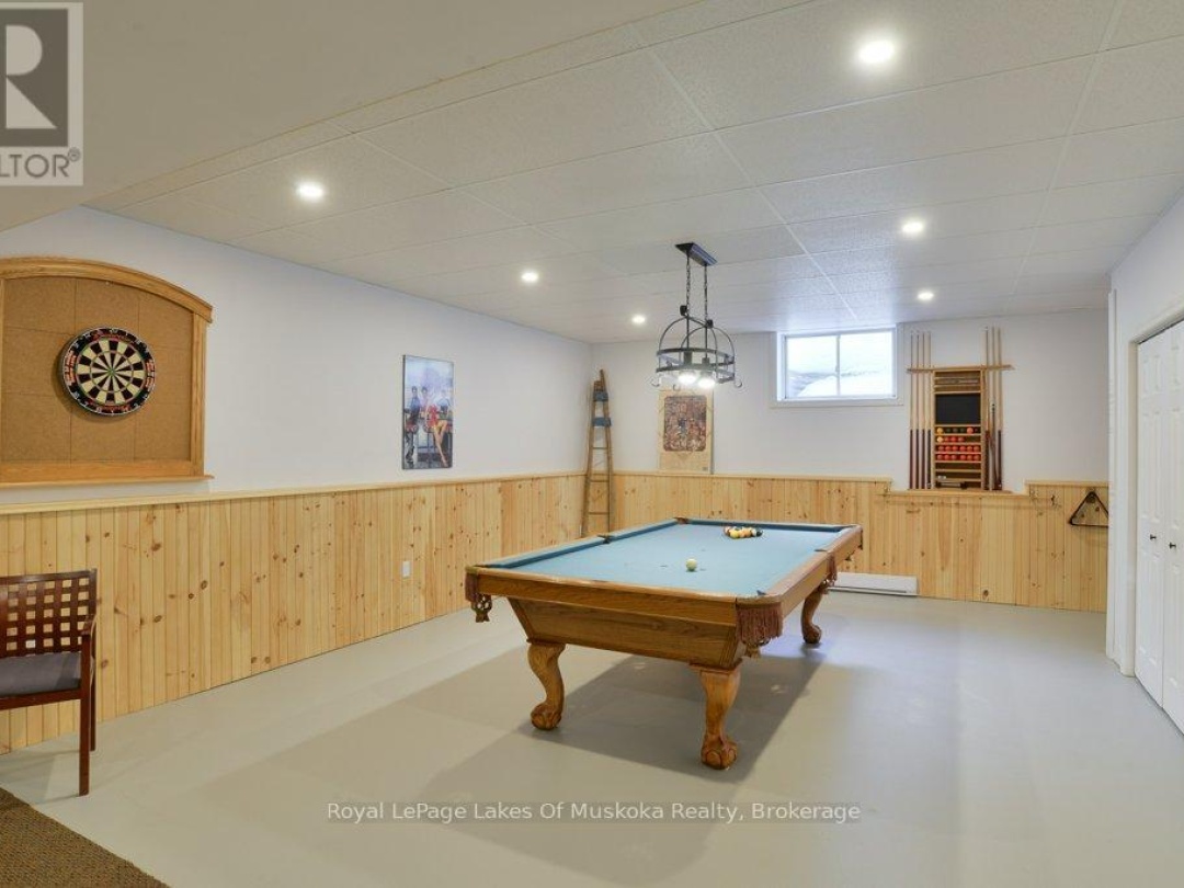 2411 HWY. 118 E. HIGHWAY, Bracebridge (Draper)