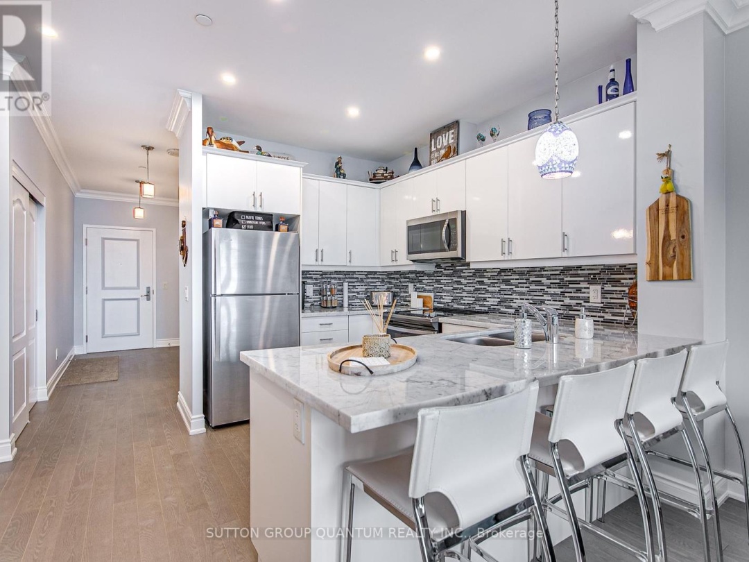 301 90 Orchard Point Road, Orillia