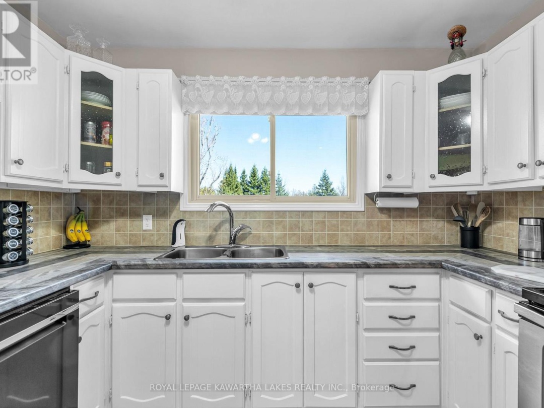 328 CEDAR GLEN ROAD, Kawartha Lakes (Verulam)