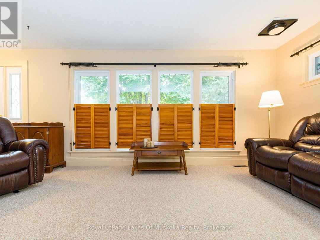574 RAVENSCLIFFE ROAD, Huntsville (Chaffey)