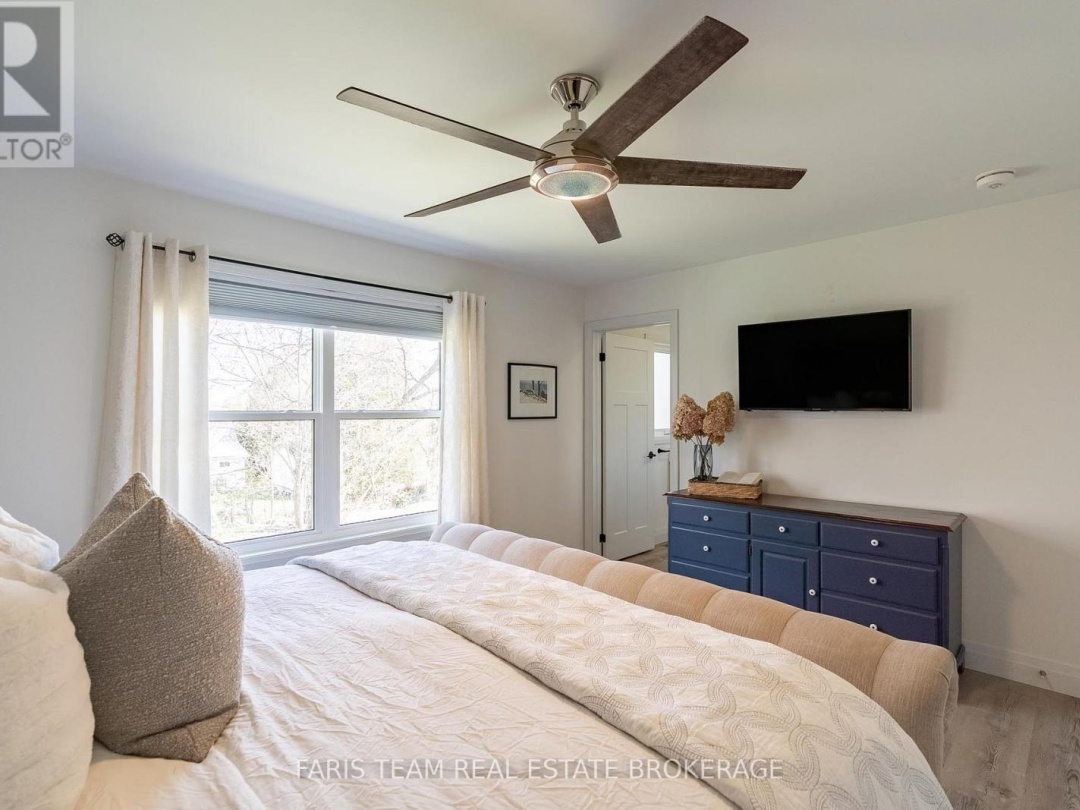 753 FIFTH AVENUE, Tay (Port McNicoll)