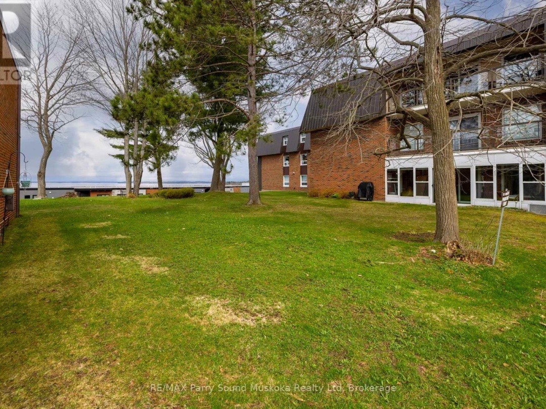 201 - 200 BEACONVIEW HEIGHTS, 