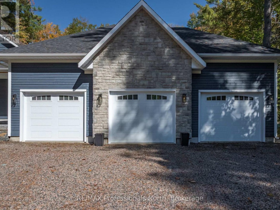 1034 XAVIER STREET, Gravenhurst (Morrison)