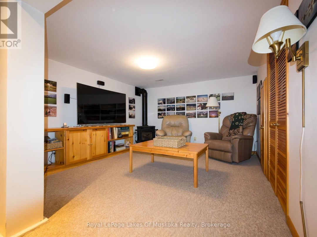 574 RAVENSCLIFFE ROAD, Huntsville (Chaffey)