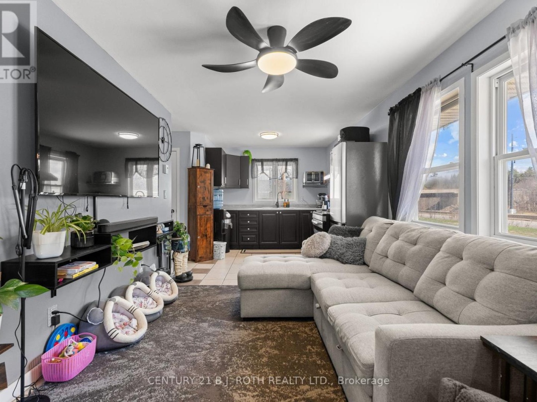 1411 HWY 11 S, Gravenhurst (Morrison)