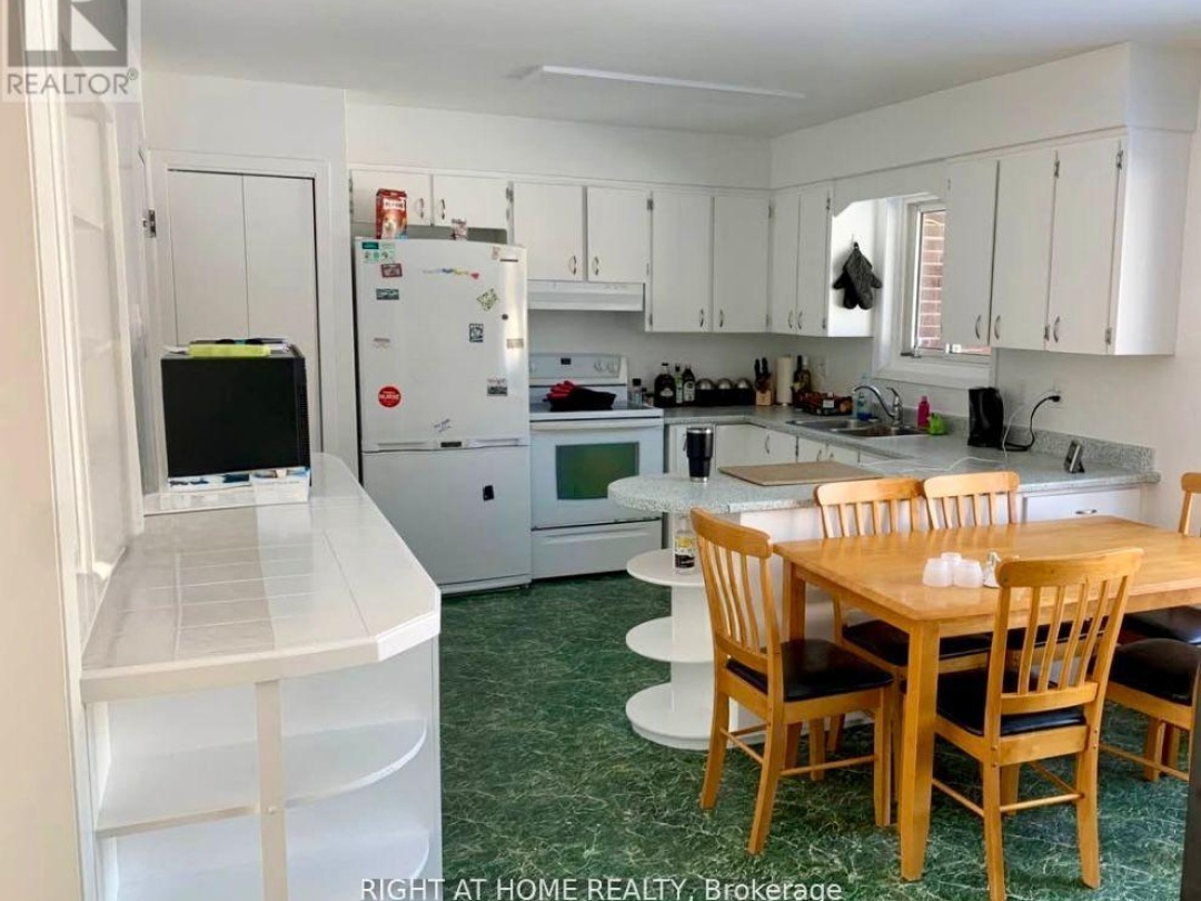 220 KING STREET, Kawartha Lakes (Woodville)