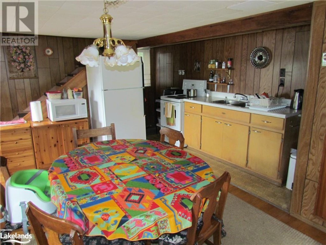 2 1051 Wigwam Lodge Road, Kahshe Lake